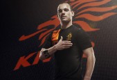 2026美加墨世界杯-离谱！浓眉哥遭新规暗算，魔术备战欧超杯，广州队却要踢足总杯？